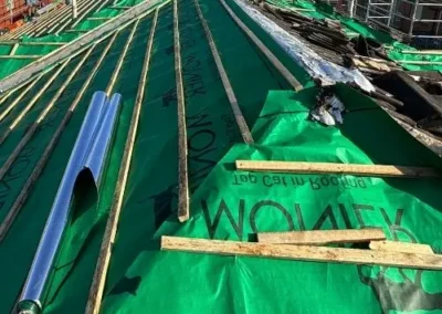 Green roof sarking installed beneath timber roof battens